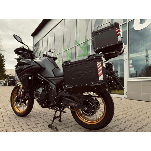 VOGE 525 DSX BLACK KNIGHT