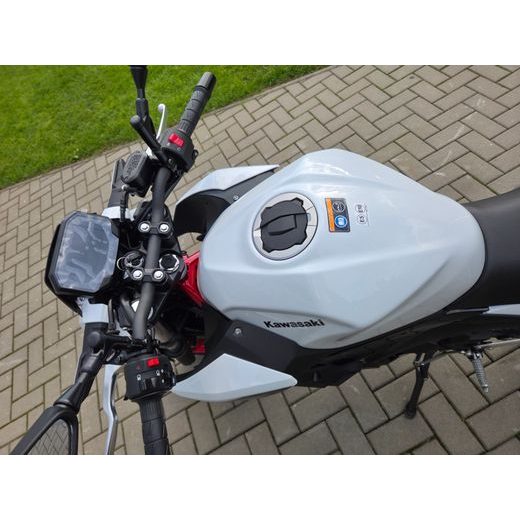 KAWASAKI Z500 SE PEARL BLIZZARD WHITE 2026