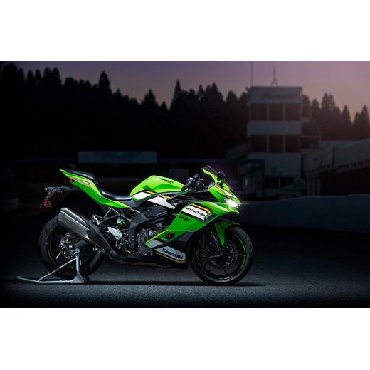 KAWASAKI NINJA ZX-4RR LIME GREEN 2025