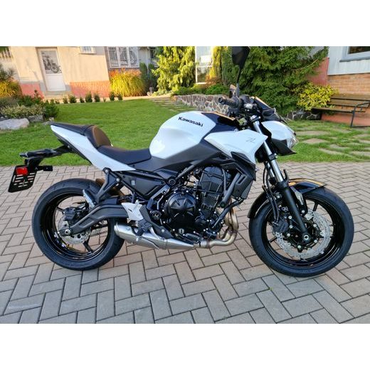 KAWASAKI Z650 PEARL BLIZZARD WHITE 2026