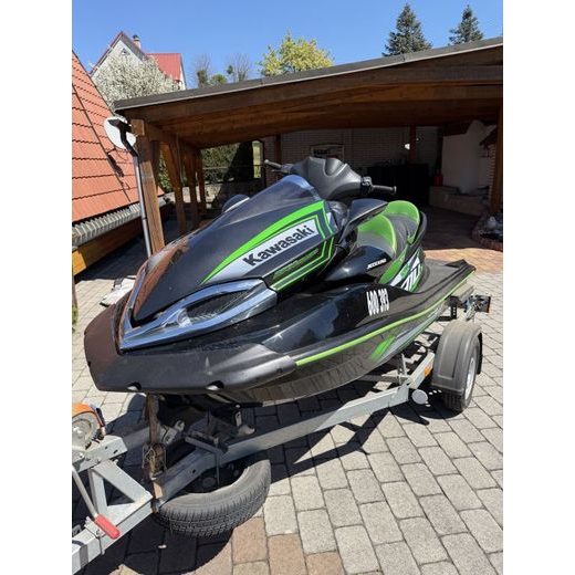 VODNÍ SKÚTR KAWASAKI JET SKI ULTRA 310 LX MODEL 2016 + PŘÍVĚS