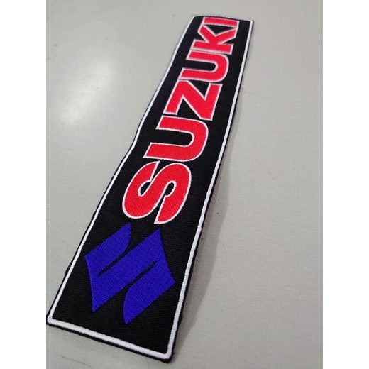 NÁŠIVKA S MOTIVEM SUZUKI