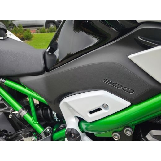 KAWASAKI Z900 PEARL BLIZZARD WHITE 2027