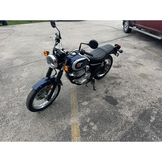 KAWASAKI W230 METALLIC OCEAN BLUE 2025