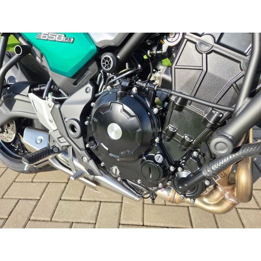 KAWASAKI Z650RS CANDY EMERALD GREEN 2026