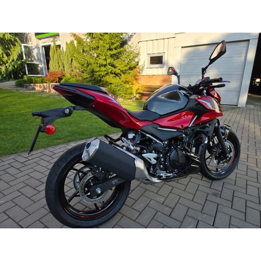 KAWASAKI Z500 SE CANDY PERSIMMON RED 2027