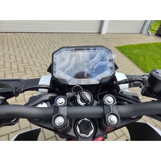 KAWASAKI Z500 SE PEARL BLIZZARD WHITE 2026