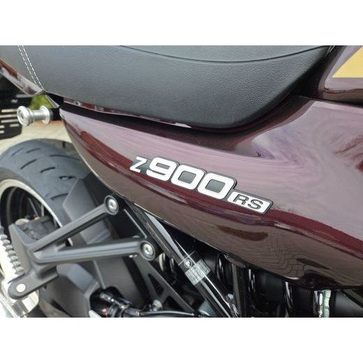 KAWASAKI Z900RS CANDY TONE RED 2026