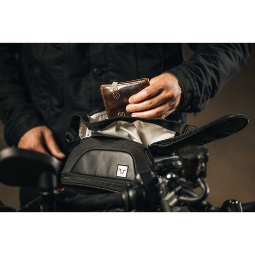 LEGEND GEAR MAGNETIC TANK BAG LT3 3.5 L - 5.5 L. MAGNETICKÉ PŘICHYCENÍ SW-MOTECH