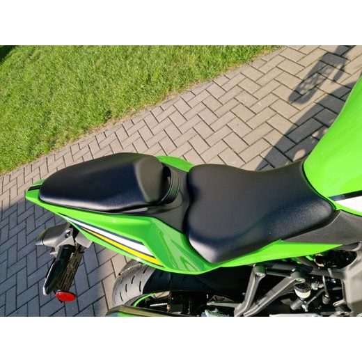 KAWASAKI NINJA ZX-4RR LIME GREEN 2025