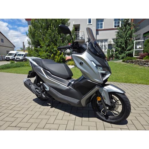 VOGE SR1 125I GT SILVER