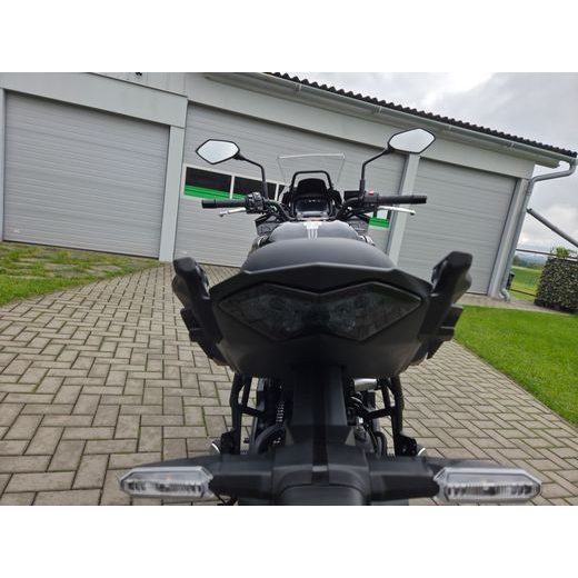 KAWASAKI VERSYS 650 METALLIC GRAPHITE GRAY 2026