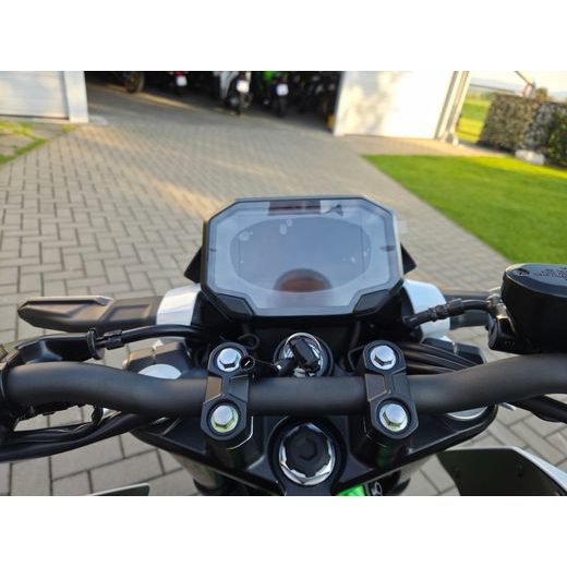 KAWASAKI Z500 SE PEARL BLIZZARD WHITE 2027