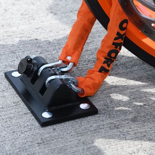 KOTVA NA ZÁMEK OXFORD DOCKING STATION LK401