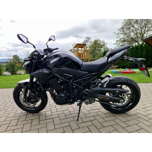 KAWASAKI Z900 EBONY 2026