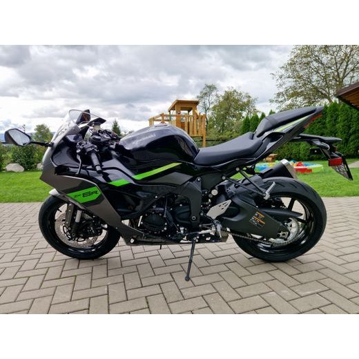 KAWASAKI NINJA ZX-6R METALLIC MATTE GRAPHENESTEEL GRAY 2026