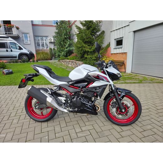 KAWASAKI Z500 SE PEARL BLIZZARD WHITE 2026