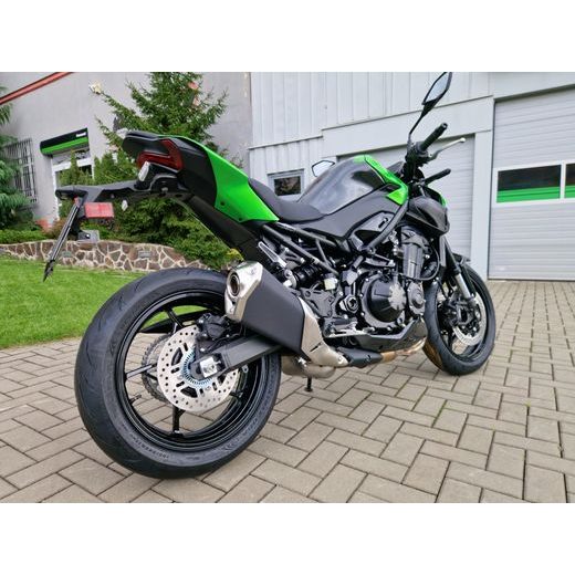 KAWASAKI Z900 CANDY LIME GREEN 2026