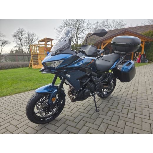 KAWASAKI VERSYS 650 METALLIC DEEP BLUE 2026