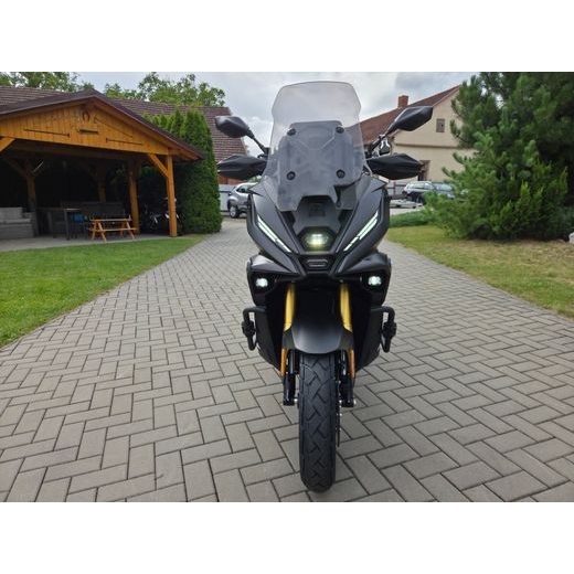 VOGE SR450X ČERNÁ