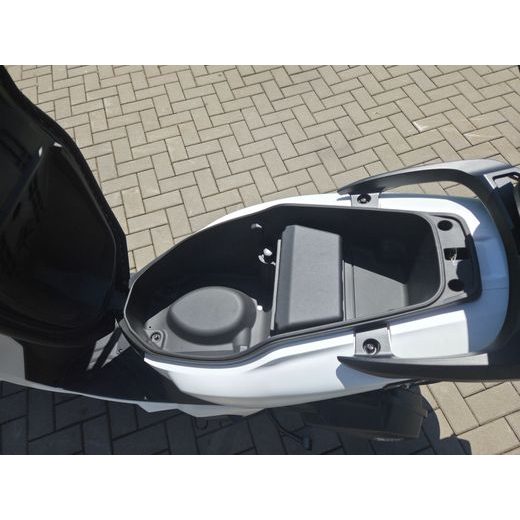 VOGE SR16 125I BÍLÝ
