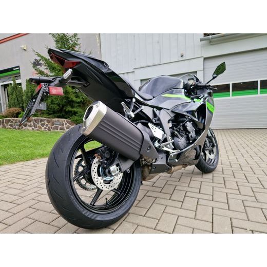 KAWASAKI NINJA ZX-6R METALLIC MATTE GRAPHENESTEEL GRAY 2026