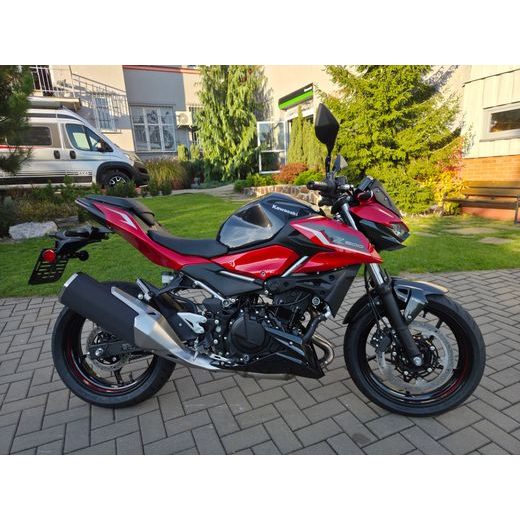 KAWASAKI Z500 SE CANDY PERSIMMON RED 2027