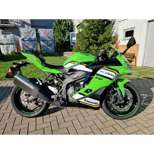 KAWASAKI NINJA ZX-4RR LIME GREEN 2025