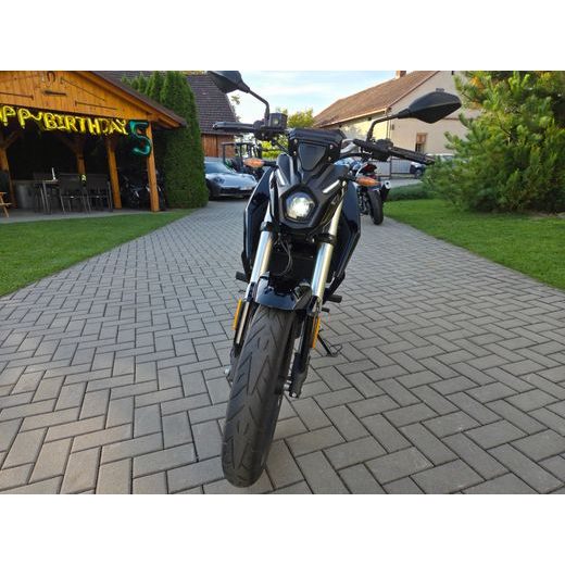 VOGE R125 ABS BLACK MODEL 2025 POUZE 4800 KM NAJETO