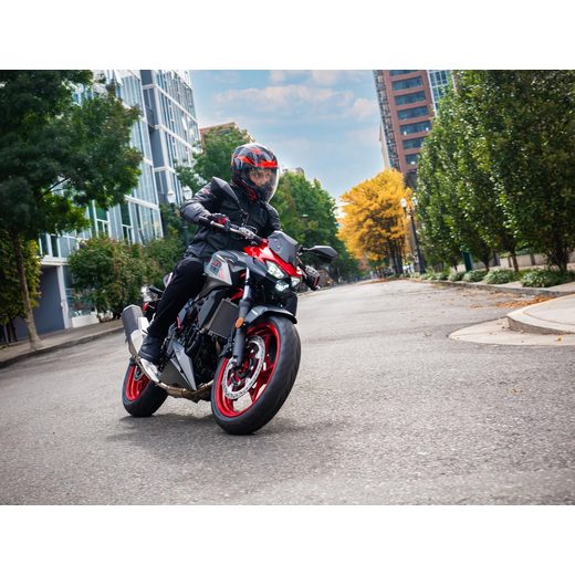 KAWASAKI Z500 SE CANDY PERSIMMON RED 2025