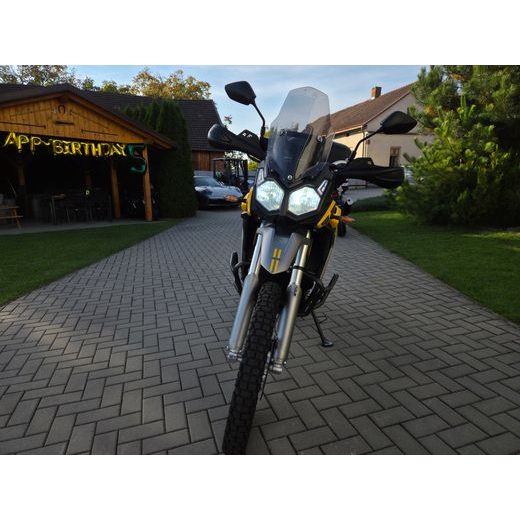 VOGE 300 RALLY MODEL 2023 POUZE 4900 KM NAJETO