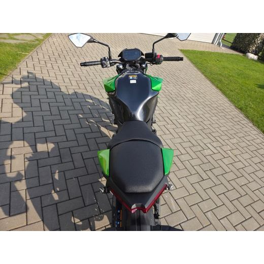 KAWASAKI Z650 S CANDY LIME GREEN 2026