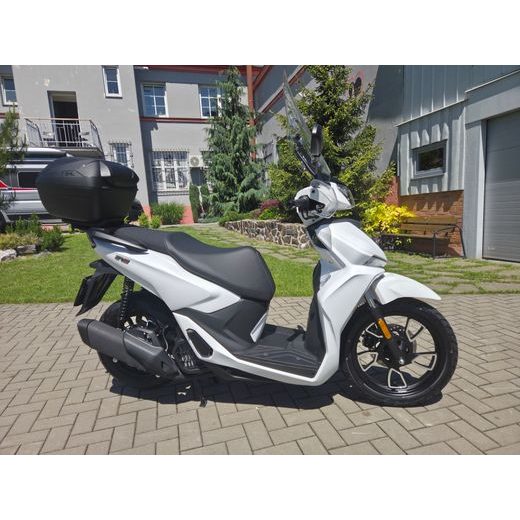 VOGE SR16 125I BÍLÝ