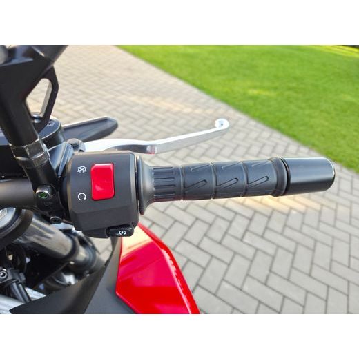 KAWASAKI Z500 SE CANDY PERSIMMON RED 2027