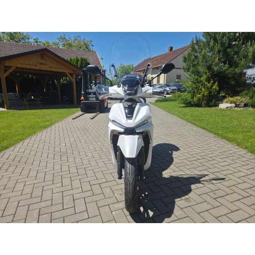 VOGE SR16 125I BÍLÝ