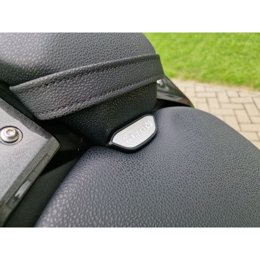 KAWASAKI Z900 EBONY 2026