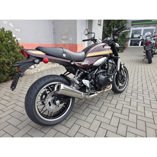 KAWASAKI Z900RS CANDY TONE RED 2026