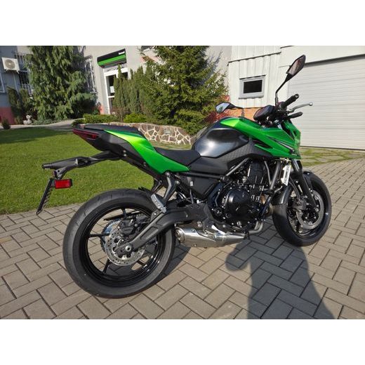 KAWASAKI Z650 S CANDY LIME GREEN 2026