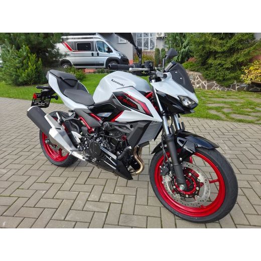 KAWASAKI Z500 SE PEARL BLIZZARD WHITE 2026