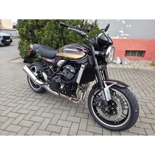 KAWASAKI Z900RS CANDY TONE RED 2026