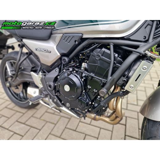 KAWASAKI Z650RS METALLIC PHANTOM SILVER 2024