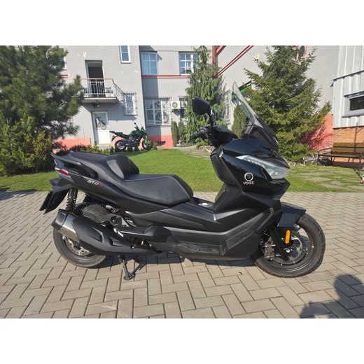 VOGE SR4 350I MAX - PŘEDVÁDĚCÍ SKÚTR