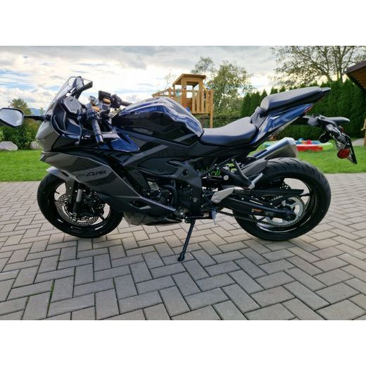 KAWASAKI NINJA ZX-4RR METALLIC MATTE GRAPHENESTEEL GRAY 2026