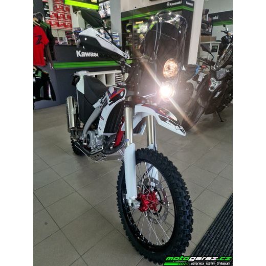 AJP PR7 650 ADVENTURE 2024