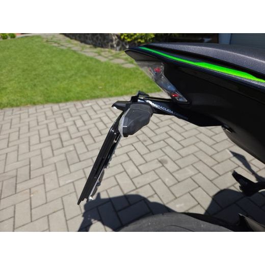 KAWASAKI Z900 MODEL 2023 SC-PROJECT POUZE 12800 NAJETO