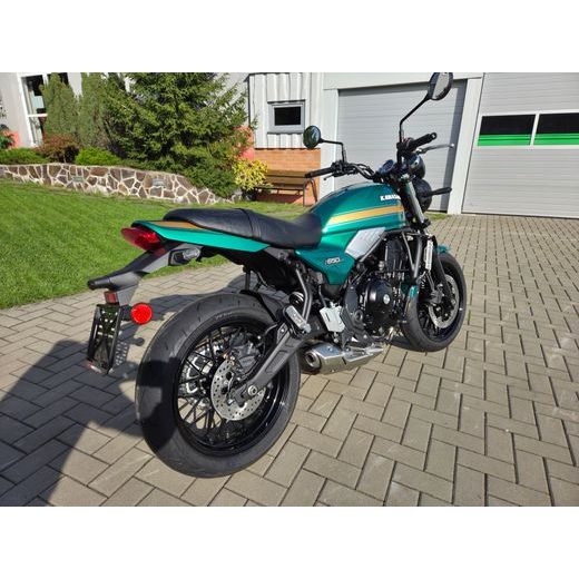 KAWASAKI Z650RS CANDY EMERALD GREEN 2026