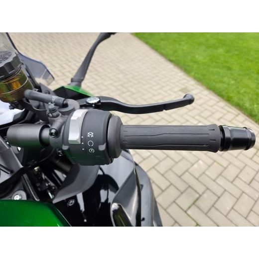 KAWASAKI NINJA 1100SX SE EMERALD BLAZED GREEN 2026 DEMO