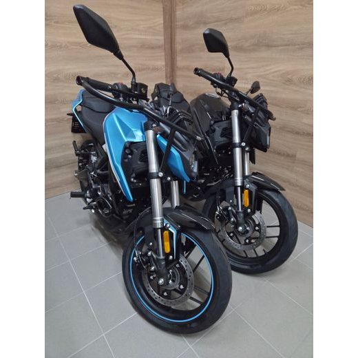 VOGE R125 ABS BLUE AUTOŠKOLA S OCHRANNÝMI RÁMY