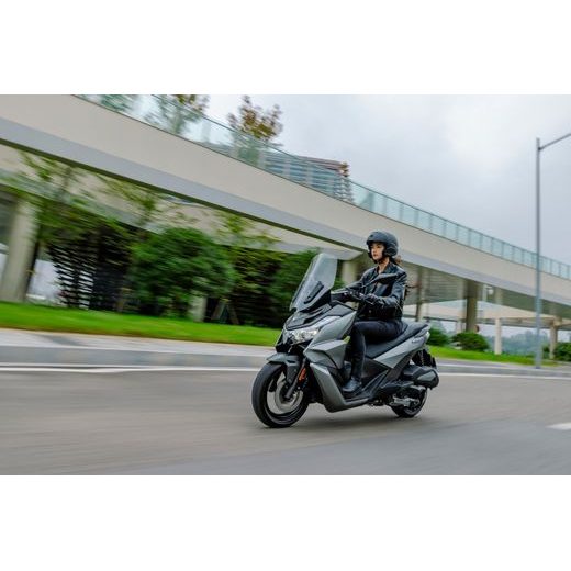 VOGE SR3 250I SILVER