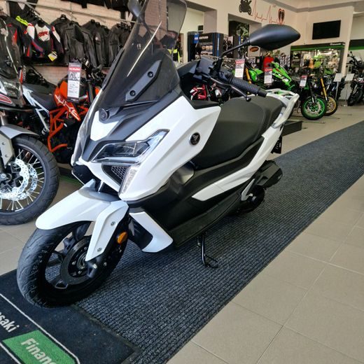 VOGE SR1 125I GT WHITE